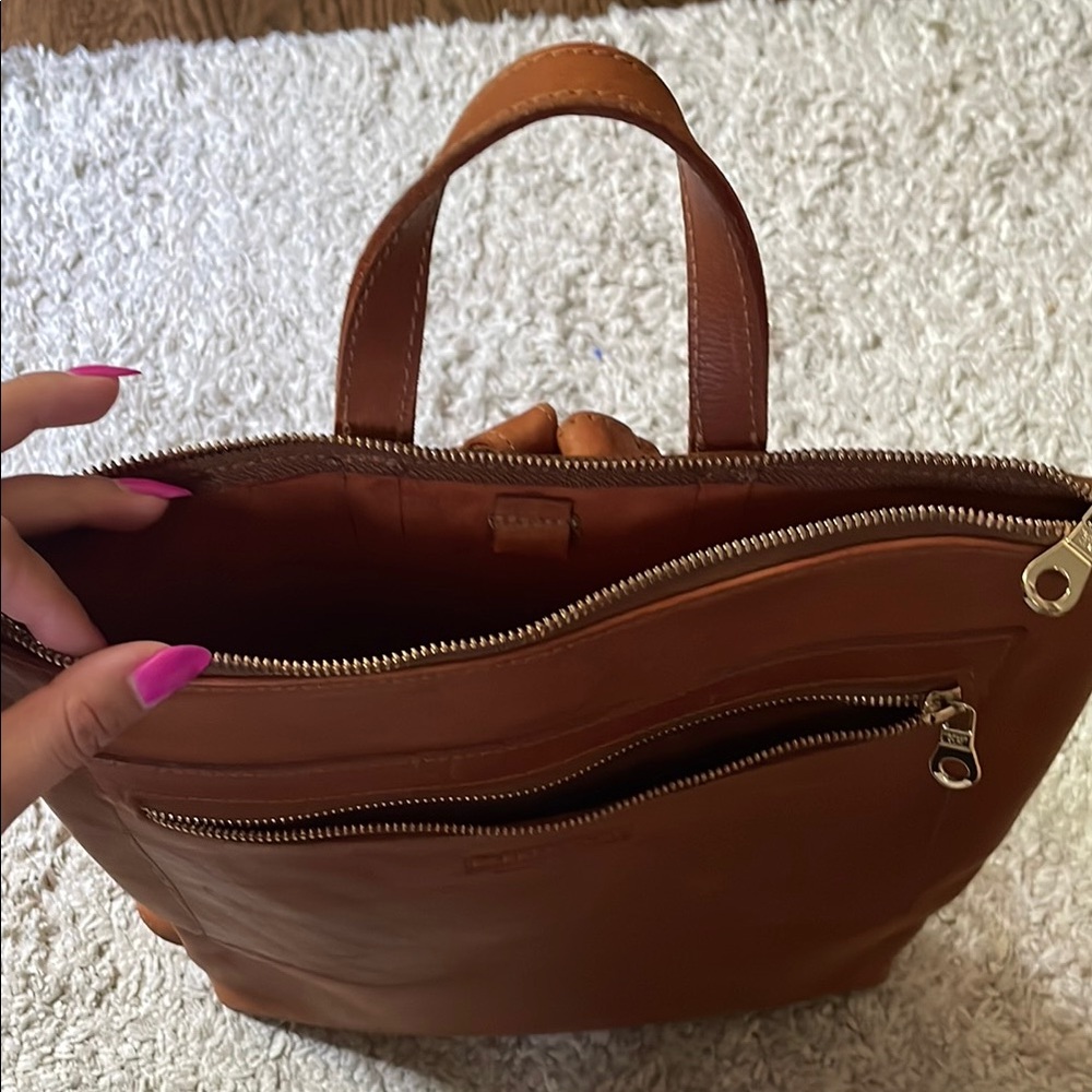 Parker Clay Miramar Leather Backpack - Picture 3 of 3